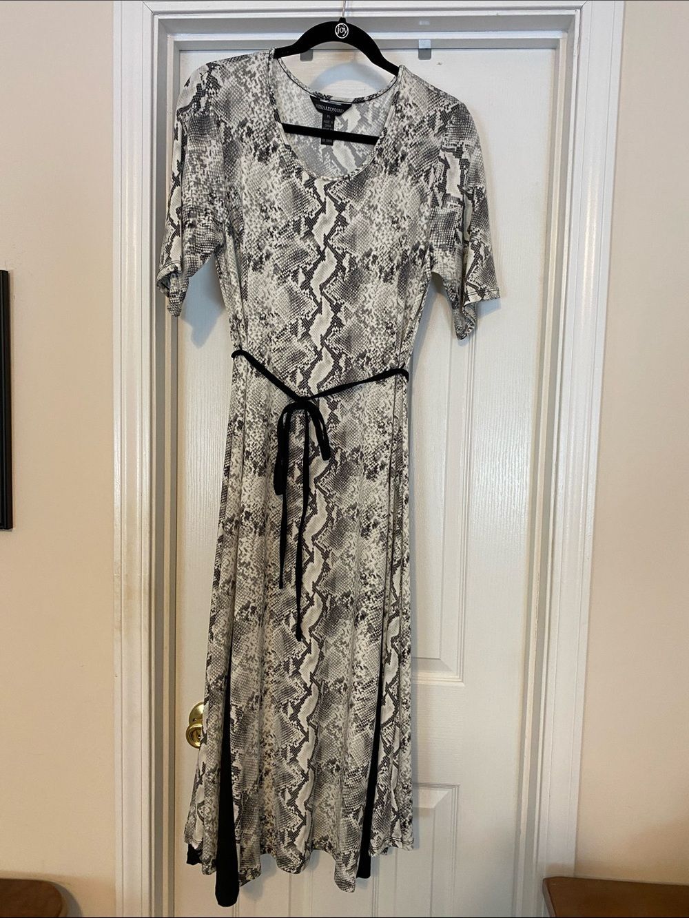 Nina Leonard Black and White Snake-Print Maxi Dress with Tie petite large